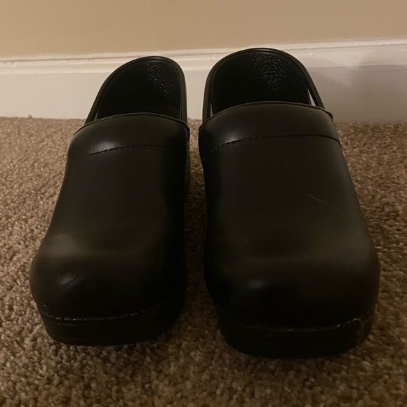 Dansko Nurse Clogs - Picture 4 of 4